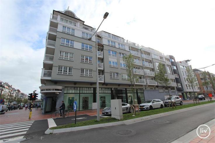Appartement Spacieux A Knokke Exterior foto